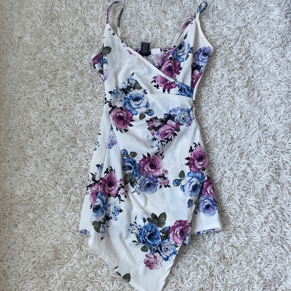 Rue 21 Floral Romper Size Medium